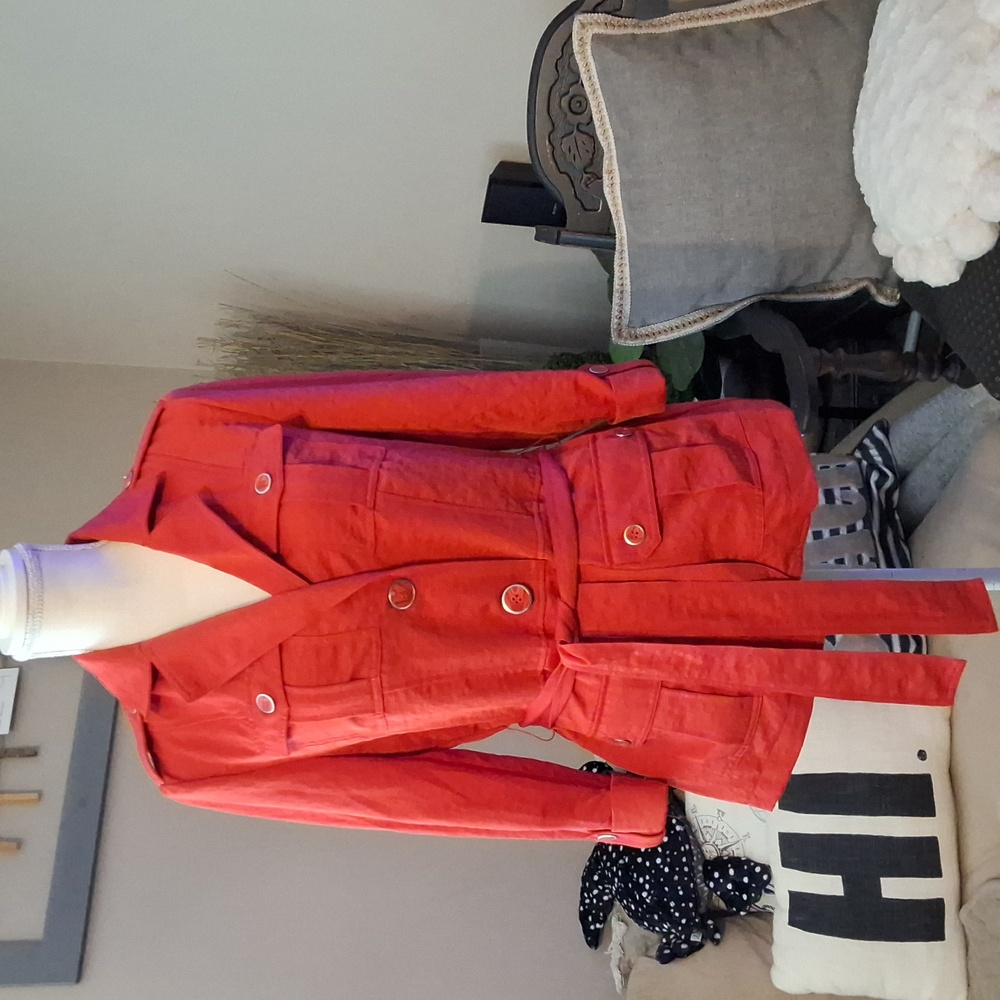 89th & Madison belted Blazer Style top